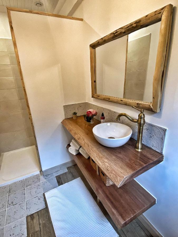 U Pasturellu Bed & Breakfast Pioggiola Bagian luar foto