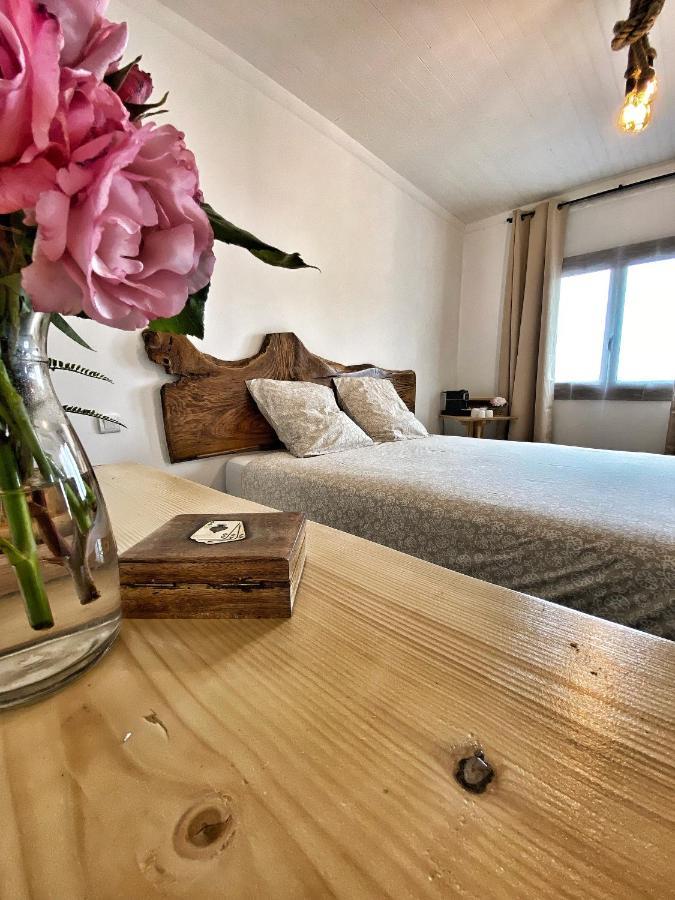 U Pasturellu Bed & Breakfast Pioggiola Bagian luar foto